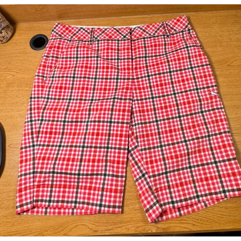 PUMA Golf CELL Performance Shorts Women's Size 12 Flat Front Stretch‎